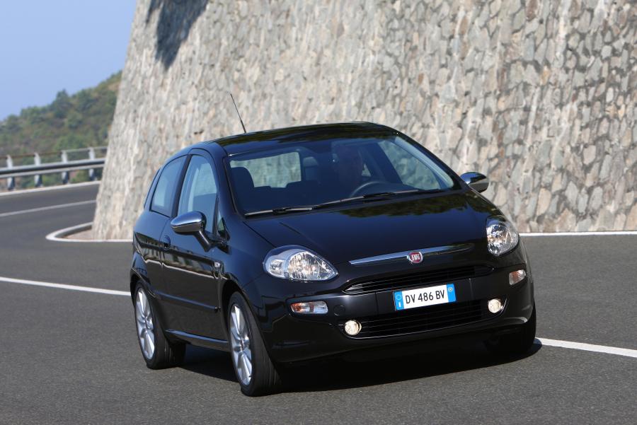  Fiat Punto Evo 2009 года  (фото 33 из 45)